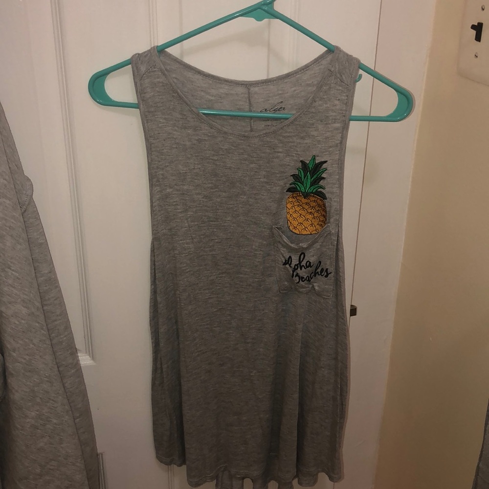 Pineapple Tank